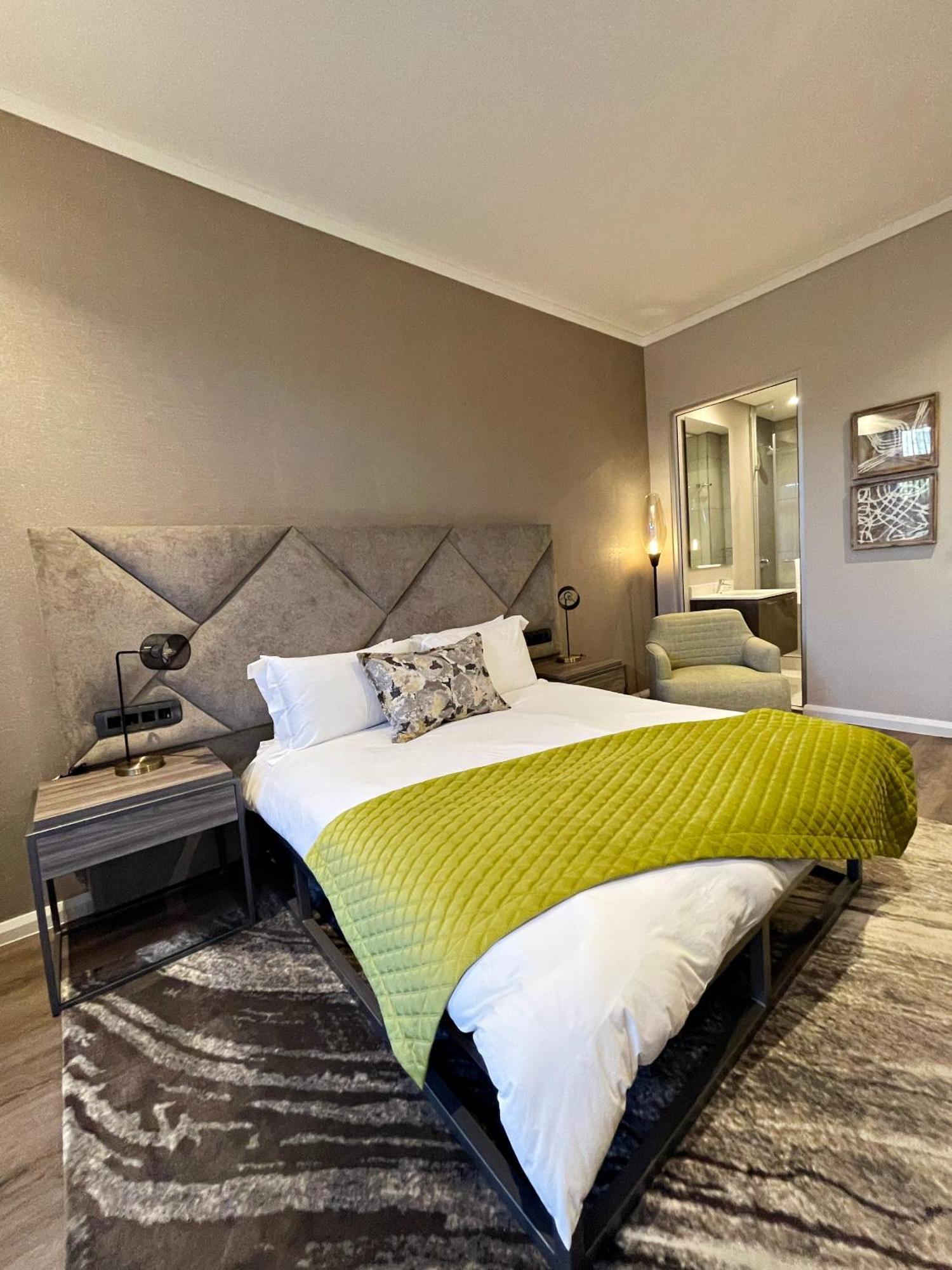 פרטוריה Menlyn Maine Luxury Rentals מראה חיצוני תמונה